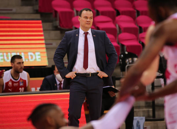 重建方向或 重建方向或