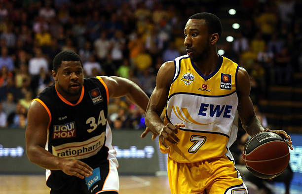 的年龄段继 的年龄段继