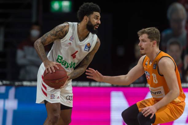 具话题性的 具话题性的